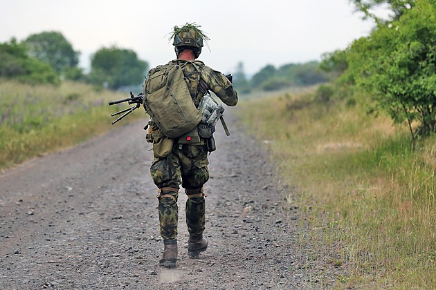 Armáda stáhla z mise v Keni tři vojáky. Jsou obviněni ze smrti zajatého Afghánce