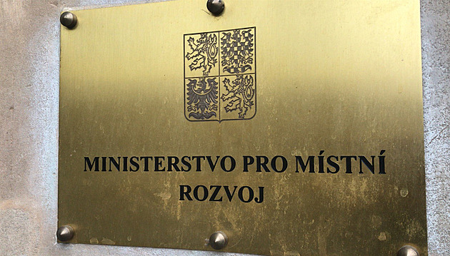 Portál stavebníka je mimo provoz. Na nápravě pracujeme, hlásí ministerstvo