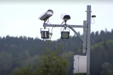 V Přerově někdo prostřelil radar. Hned druhý den se v místě stala nehoda