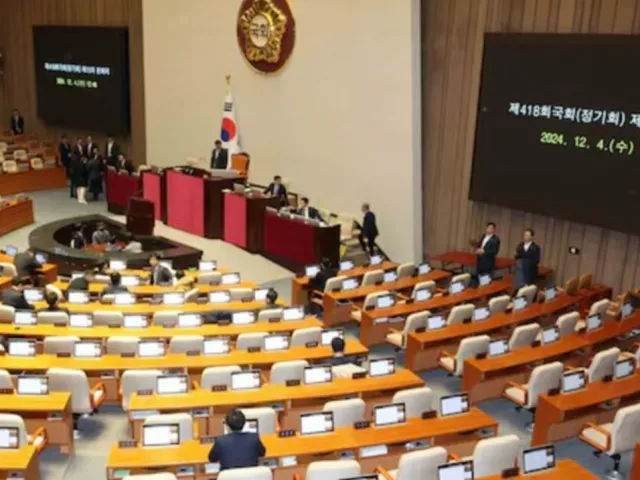 Jihokorejská vláda souhlasila se zrušením stanného práva. Předcházely bouřlivé protesty