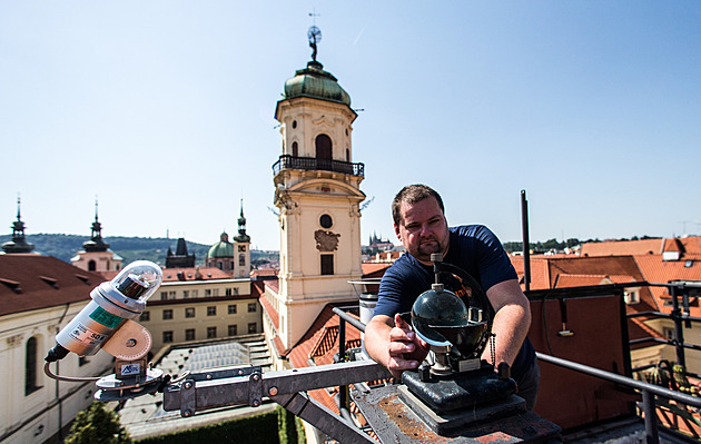 Listopad byl teplotně normální. I tak se ale podzim dostal mezi šest nejteplejších