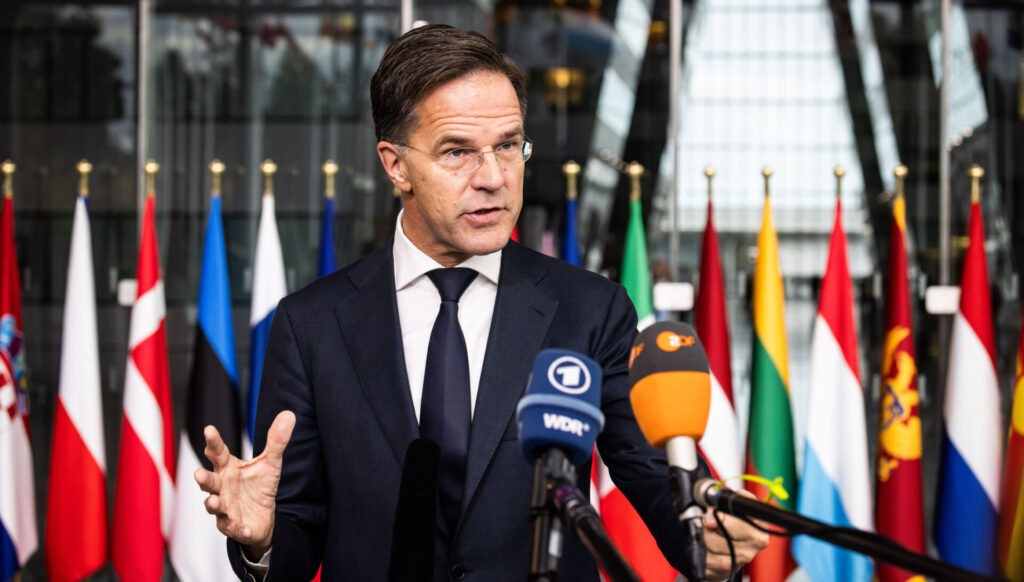 NATO plánuje zvýšit vojenské výdaje, Rutte volá po větší podpoře Ukrajině