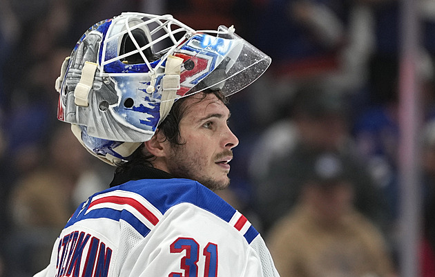 Snová smlouva. Šesťorkin bude nejlépe placeným brankářem historie NHL