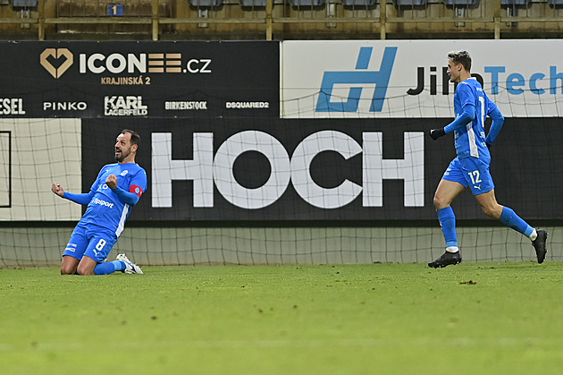 Č. Budějovice - Ml. Boleslav 0:4, rozhodl Matějovský, nejstarší střelec hattricku