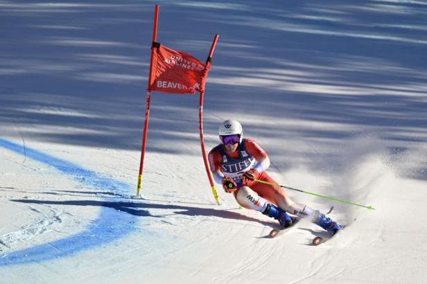 

Obří slalom v Beaver Creeku vyhrál překvapivě švýcarský veterán Tumler

