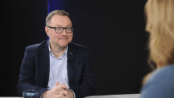 Řešíme detaily, uniká nám celek, vysvětluje analytik HN Martin Ehl evropský přístup k současným globálním výzvám