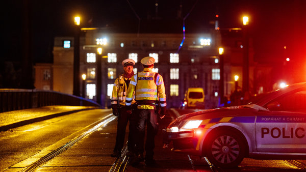 Rok po tragické střelbě na univerzitě: jak se změnila policie, aby byla na podobné situace připravena?