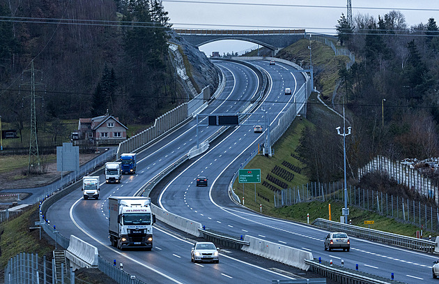 Rekordní výstavba dálnic. Nové úseky uleví městům i zrychlí cestu na hory