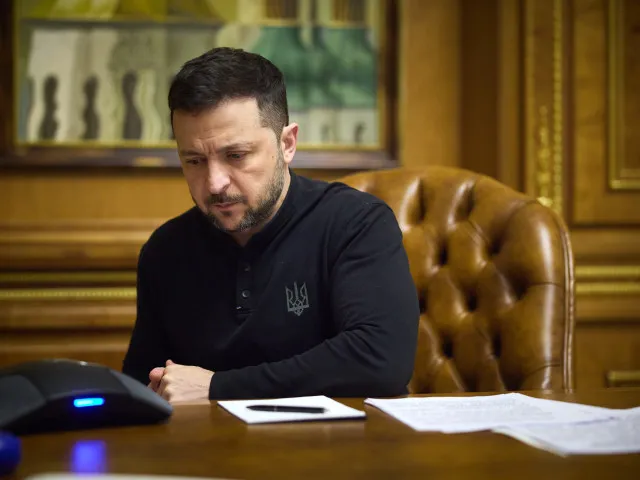 Donbas či Krym silou nezískáme, připouští prezident Zelenskyj