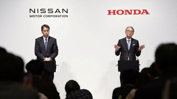 Nissan a Honda se připravují na spojení. Chtějí posílit vůči čínské konkurenci