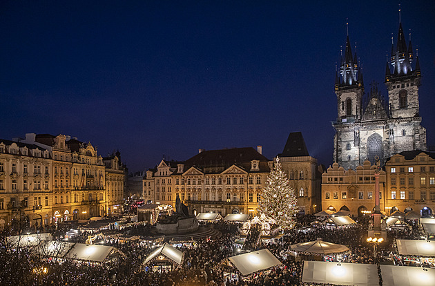 Vánoce v Praze lákají hlavně cizince. Letos jich přibude o deset procent