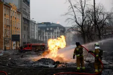 Rusko útočilo na Kyjev i Cherson, úřady hlásí dvě oběti