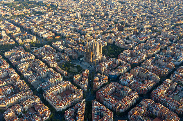 Barcelona chce zrušit turistické pronájmy. Majitelé bytů požadují kompenzaci