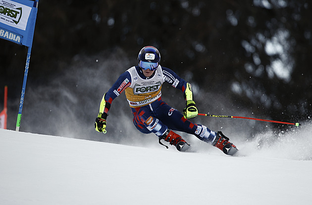 Do obřího slalomu v Alta Badii nejlépe vstoupil Zubčič, lyžaři si stěžují na trať