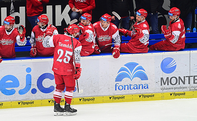 Hattrick, nebo ne? Tamáši se jím nezabýval, řešil hlavně další výhru