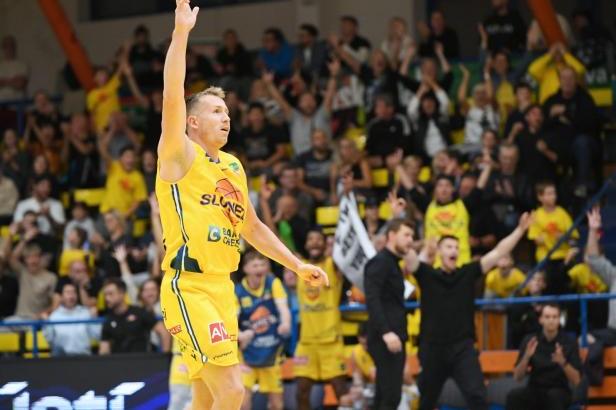 

ŽIVĚ: Liga basketbalistů Ústí nad Labem – Ostrava, Děčín vyzrál na Olomoucko

