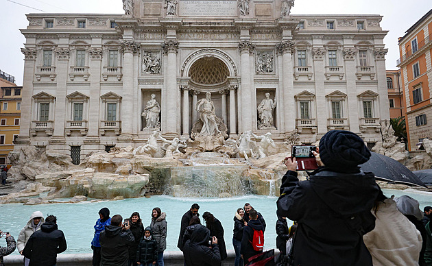 Omezení u fontány di Trevi. Najednou si ji bude moci prohlížet nejvýš 400 lidí