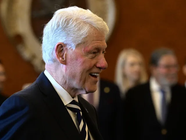 Bývalý americký prezident Clinton je v nemocnici