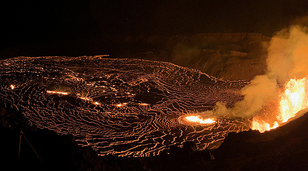 Na Havaji se probudila sopka Kilauea, lávu chrlí do výšky až 80 metrů