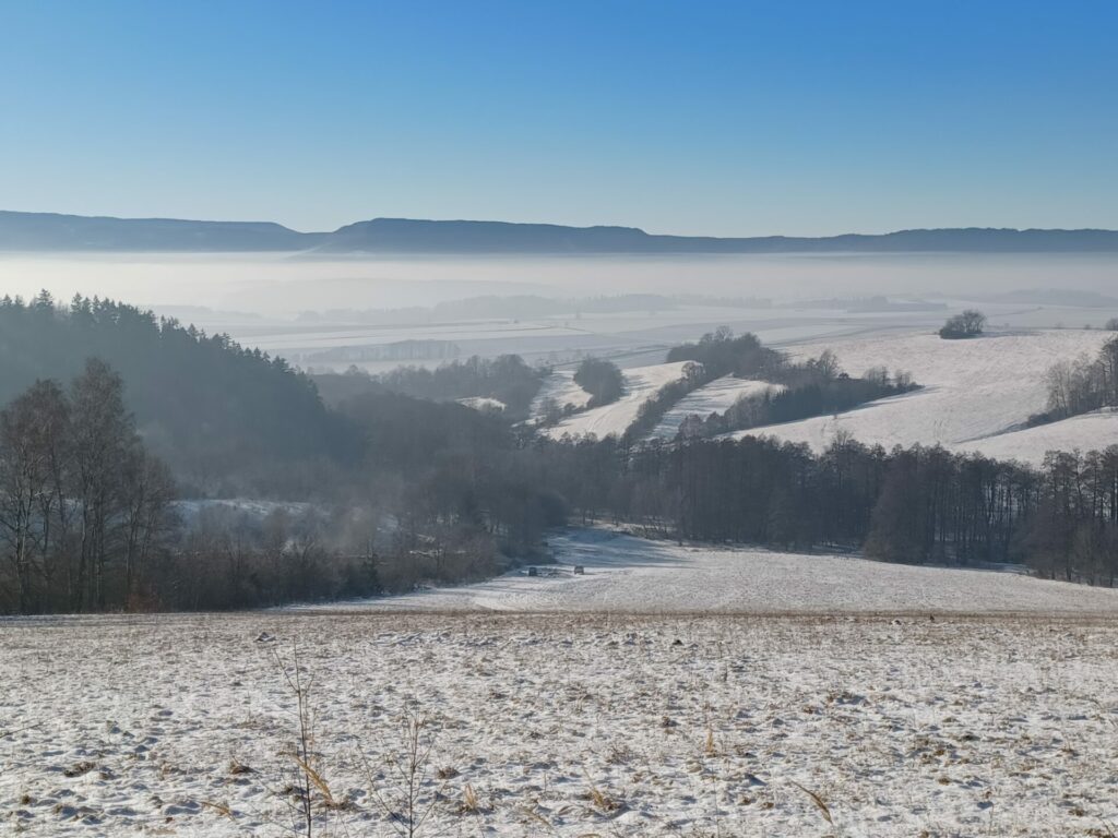 Vánoce mohou přinést i mrznoucí déšť. Meteorologové nabádají řidiče k opatrnosti