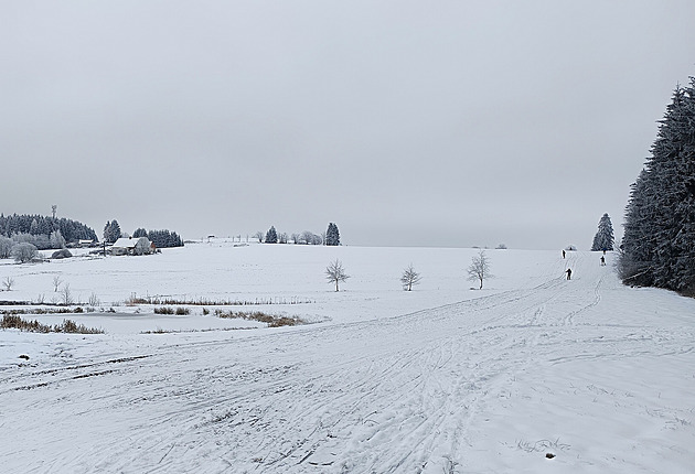 Mrznoucí mlhy a mrholení. Na konci roku bude sněžit, uvádí meteorologové