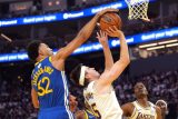 Reaves trefou vteřinu před koncem rozhodl o výhře Lakers nad Warriors, Celtics nestačili na Philadelphii