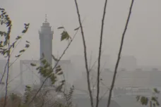 Smog na východě Česka nepolevuje. Pro podniky platí regulace výroby