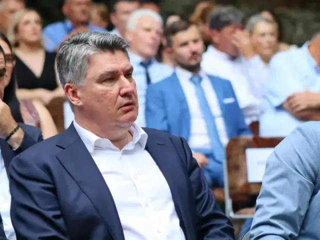 Chorvaté volí prezidenta. Favoritem je Milanović, který kritizuje vojenskou pomoc Ukrajině