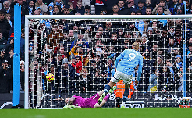 ONLINE: City hraje na Leicesteru, v akci i Tottenham. Večer nastoupí Liverpool