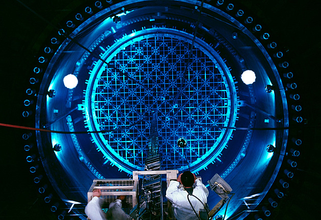 Spotřeba elektřiny roste. Technologický průmysl proto sází na jadernou energii