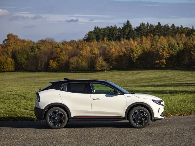 Alfa Romeo: Nový crossover na společné platformě