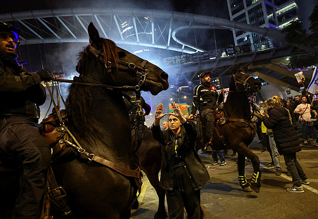 Izrael zneškodnil raketu z Jemenu. Lidé na demonstracích žádali osvobození rukojmích