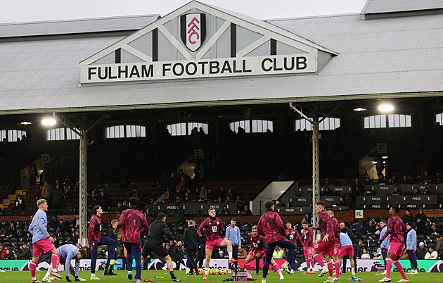 ONLINE: Fulham hostí Ipswich, pak se hraje šlágr Liverpool - Manchester