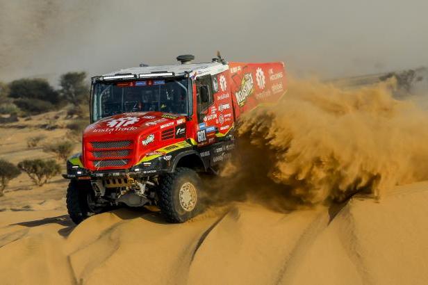 

Loprais vyhrál 3. etapu Rallye Dakar, Michek zajel desátý čas

