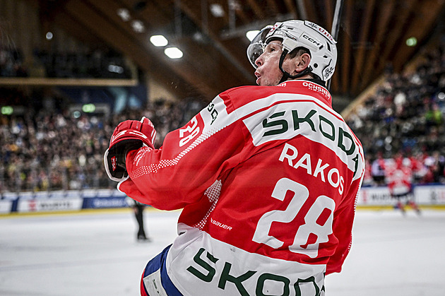 Takový můj last dance. Rákos se směje: V sedmatřiceti jsem se naučil střílet