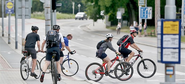 Cyklisté už mají v Brně své místo, ale stále se bojí. Chybí páteřní propojení