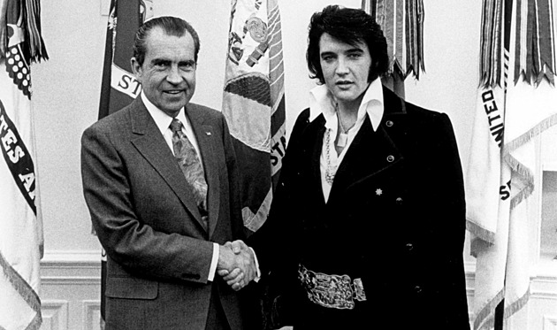 Tajný agent Elvis. Podivná schůzka s Nixonem fascinuje Ameriku dodnes