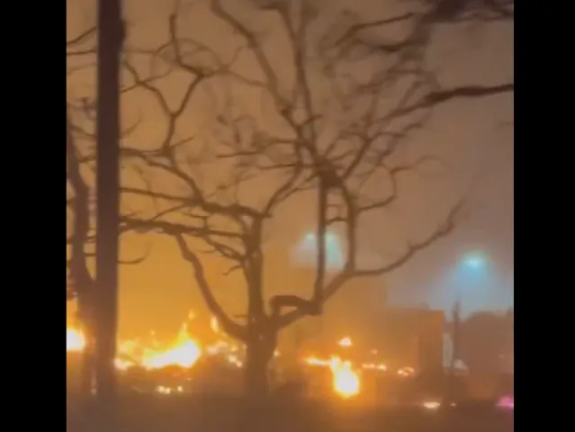 VIDEO: Obří požáry sužují Los Angeles. Ohrožují i rezidence hollywoodských hvězd