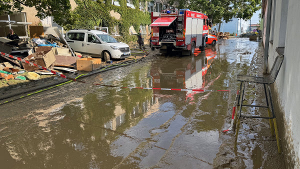 Měli jste na to čtvrt století. Vyplavené firmy tepají vládu za chybějící protipovodňová opatření a chtějí řešení