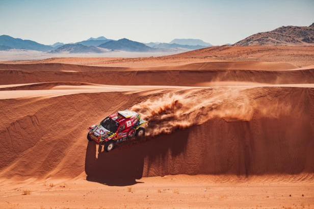 

Prokop zajel v 5. etapě Rallye Dakar desátý čas a průběžně je čtrnáctý

