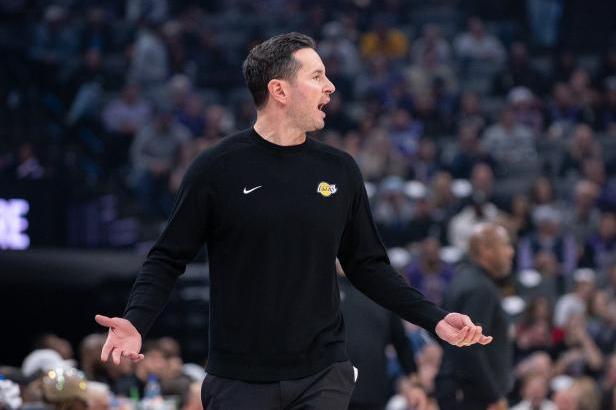 

Zápasy Lakers a Clippers jsou odloženy kvůli ničivým požárům. Kouč Redick má zničený dům

