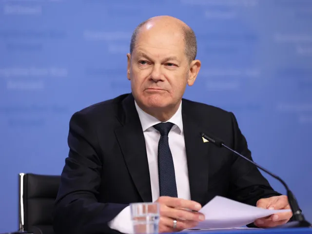 „Nesmíme špatně zahnout,“ uvedl Scholz, který opět povede SPD do voleb