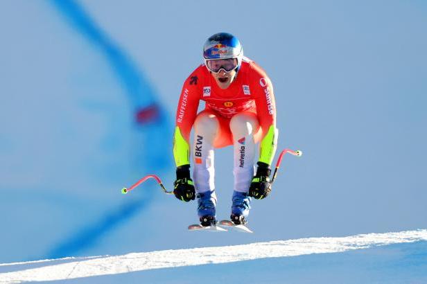 

ŽIVĚ: Neděle plná zimních sportů – Odermatt v Adelbodenu opět na nejvyšším stupínku, vrcholí ME rychlobruslařů

