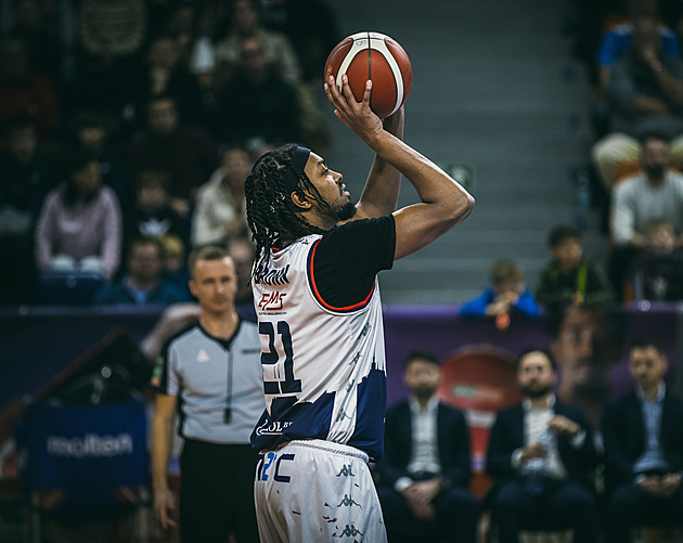 Místo snu o NBA si Jordan s „old school basketbalem“ podmaňuje NBL