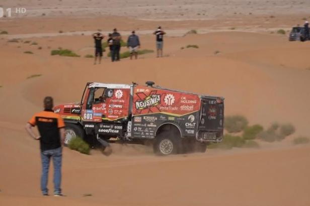 

Loprais si připsal čtvrtý etapový triumf na Rallye Dakar

