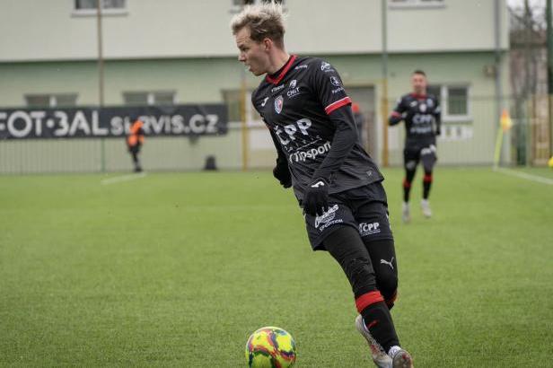 

SESTŘIH: Slavia v přípravě remizovala s Rakówem Čenstochová 2:2

