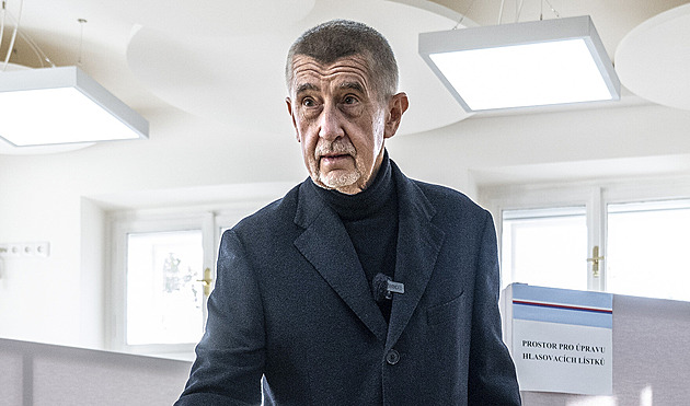 Babiš vylučuje vládu se stranami pětikoalice. Chce obnovit konzultace se Slováky