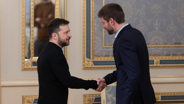 Čekal jsem jednoho vůdce, ale přišel jiný. Zelenskyj v Kyjevě přijal místo Fica šéfa slovenské opozice