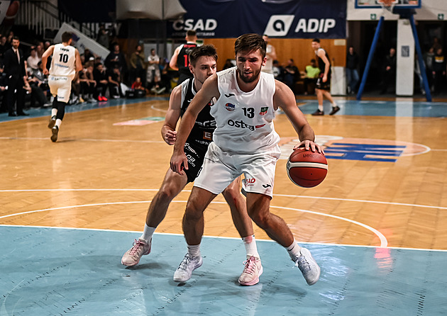 Basketbalista Heinzl věří v zázrak. Byli jsme mentálně trochu zhroucení, přiznal