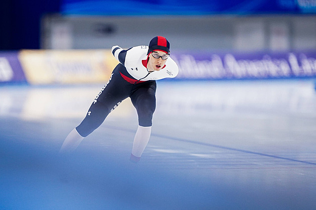 Rychlobruslař Jílek se v Calgary blýskl neoficiálním juniorským rekordem